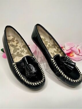 🖤 Lands’ End Patent Leather Tassel Loafers – Size 8.5